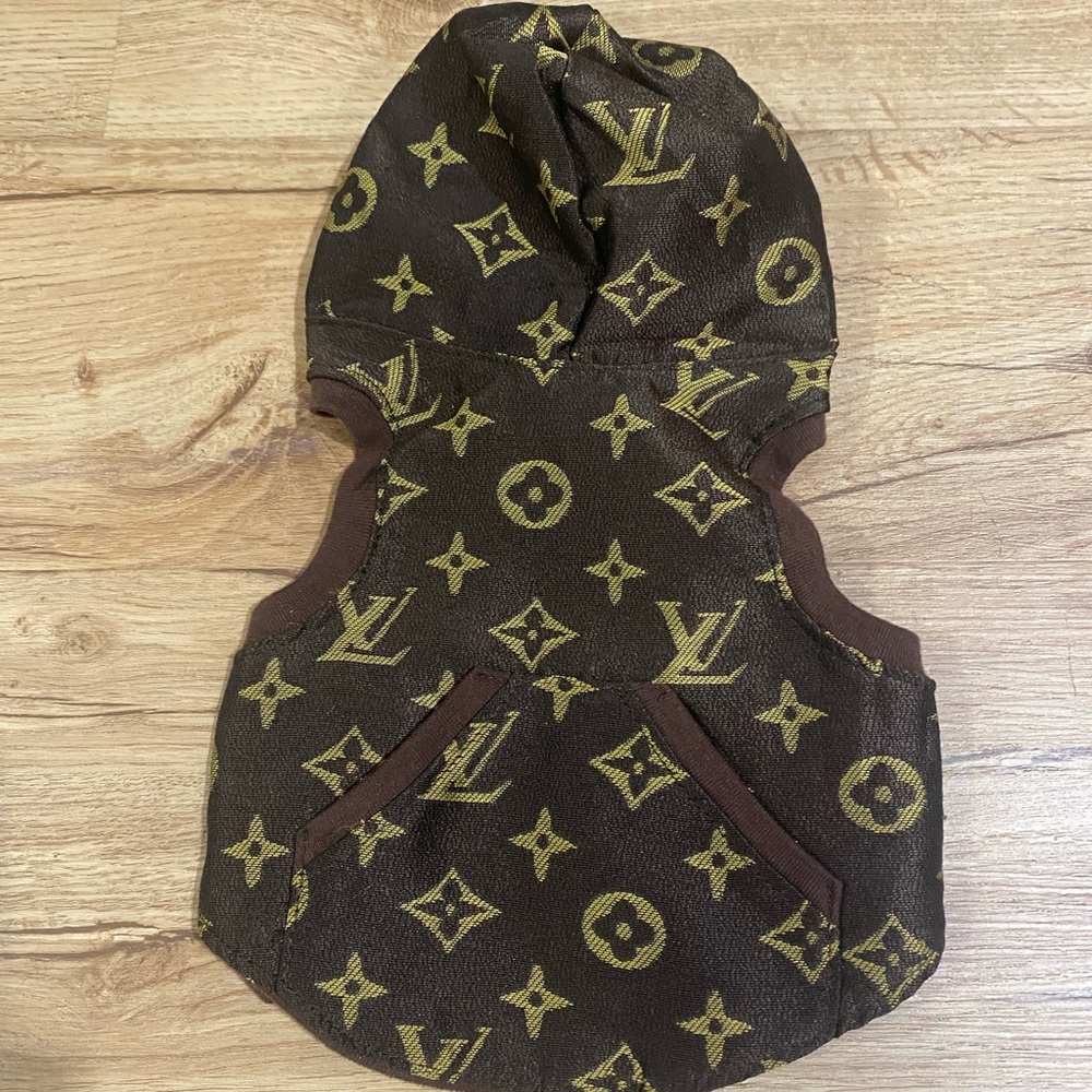 Dog sweater size small